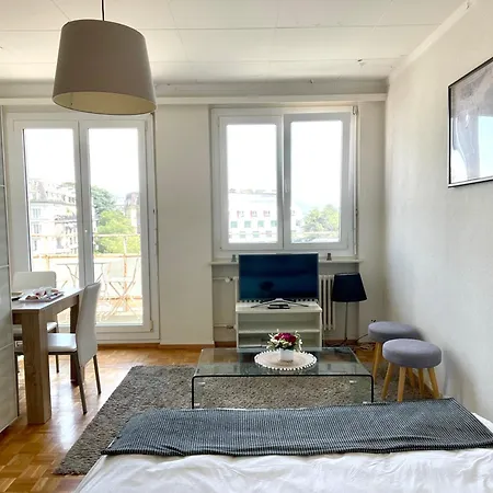 Beautiful Studio 2 Minutes From Lausanne Train Station Exterior photo
