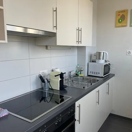 Beautiful Studio 2 Minutes From Lausanne Train Station Exterior photo